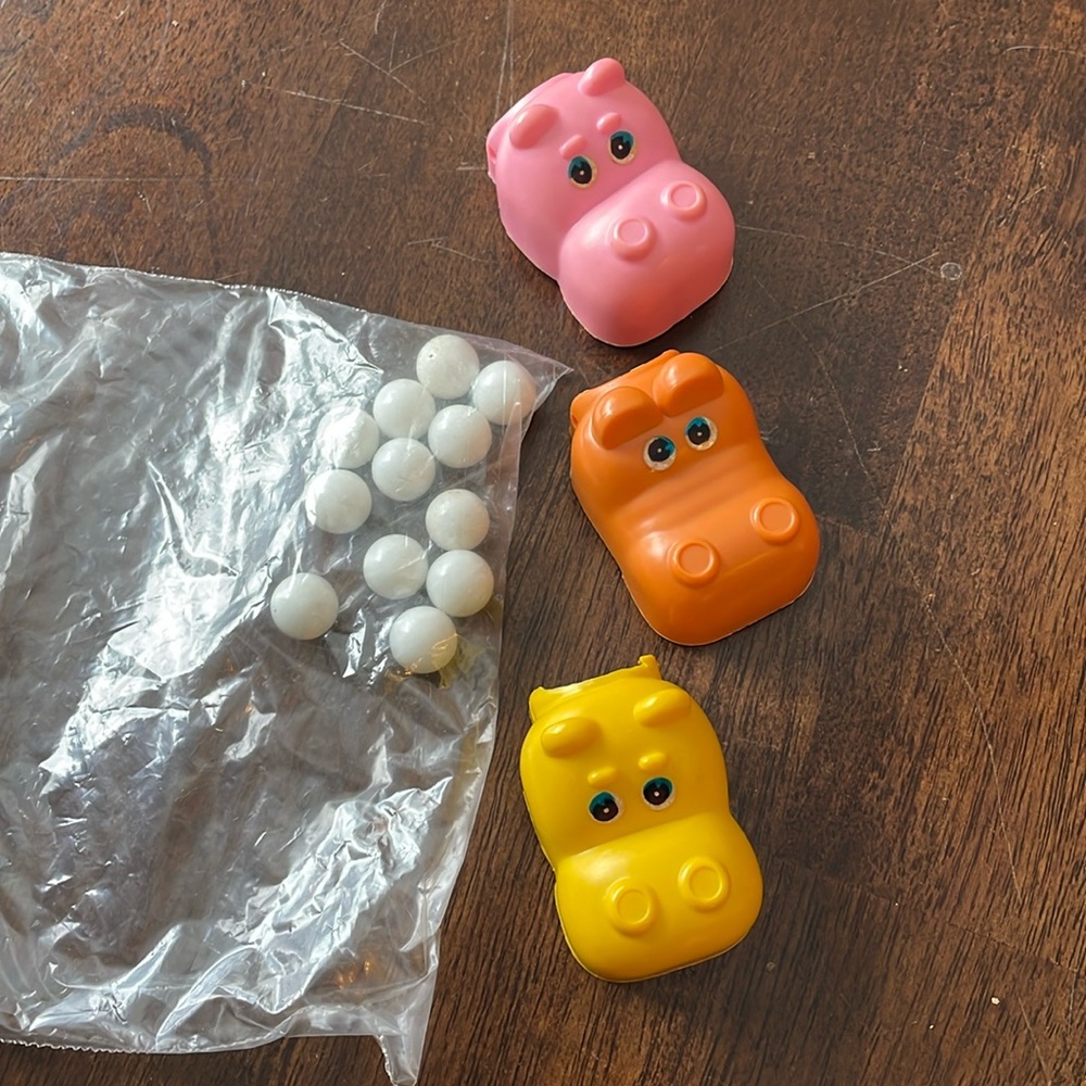 Hungry, hungry hippo parts for Mattel game